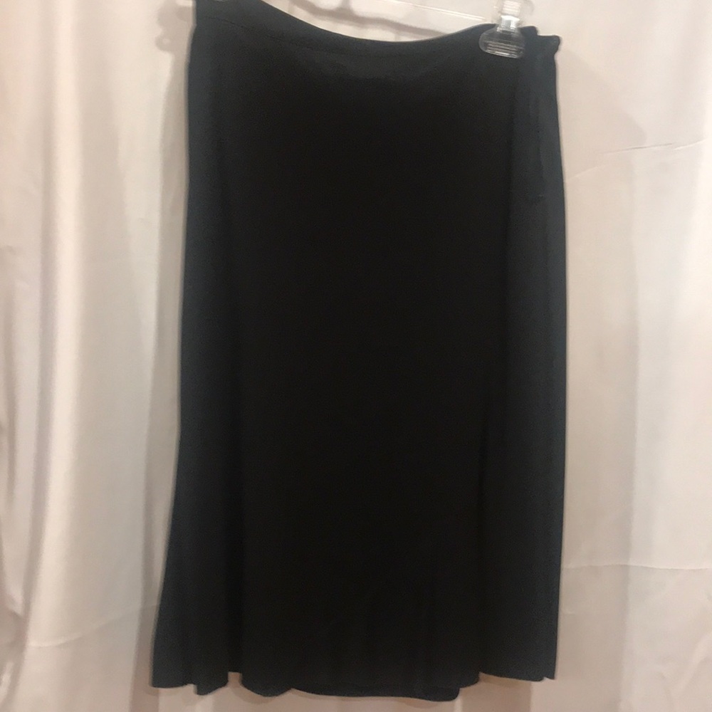 Black skirt